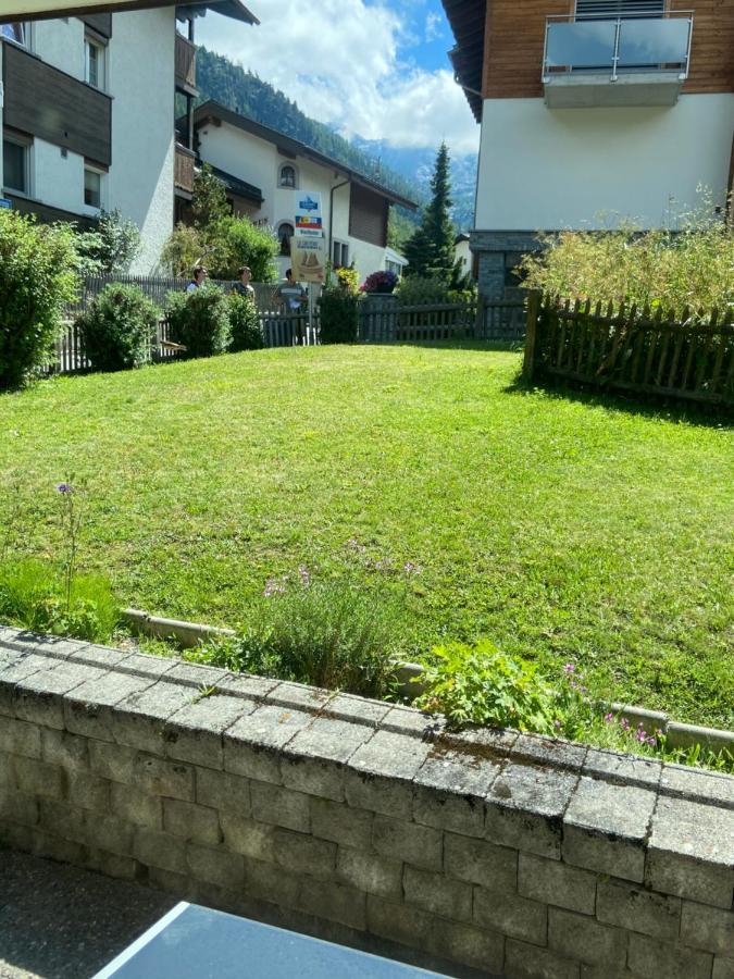 Апартаменты Emelie Zermatt 4**** Экстерьер фото