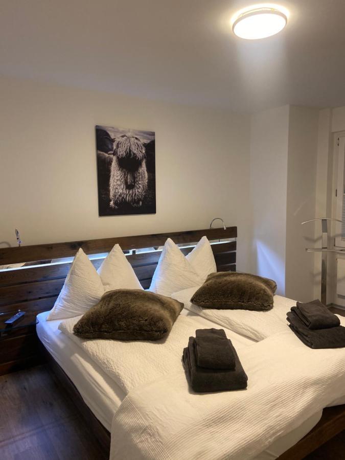 Апартаменты Emelie Zermatt 4**** Экстерьер фото