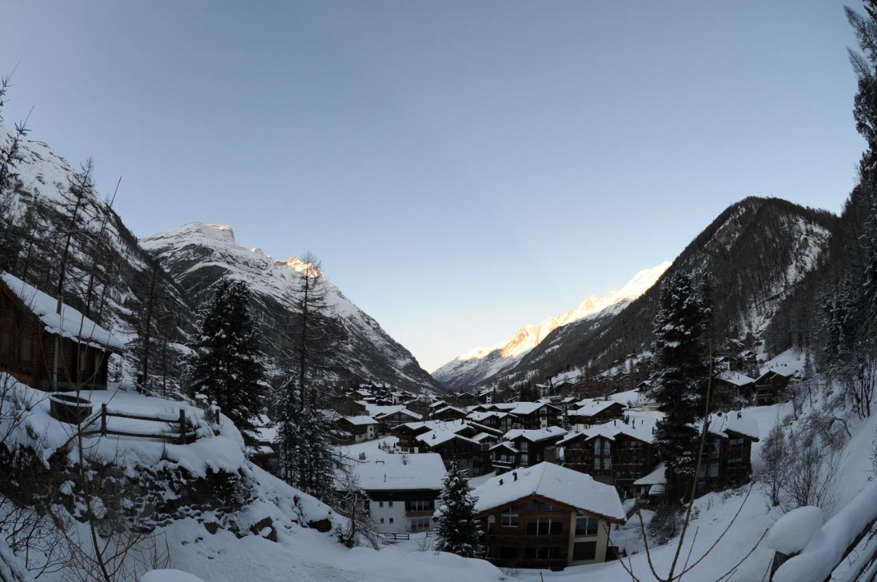 Апартаменты Emelie Zermatt 4**** Экстерьер фото